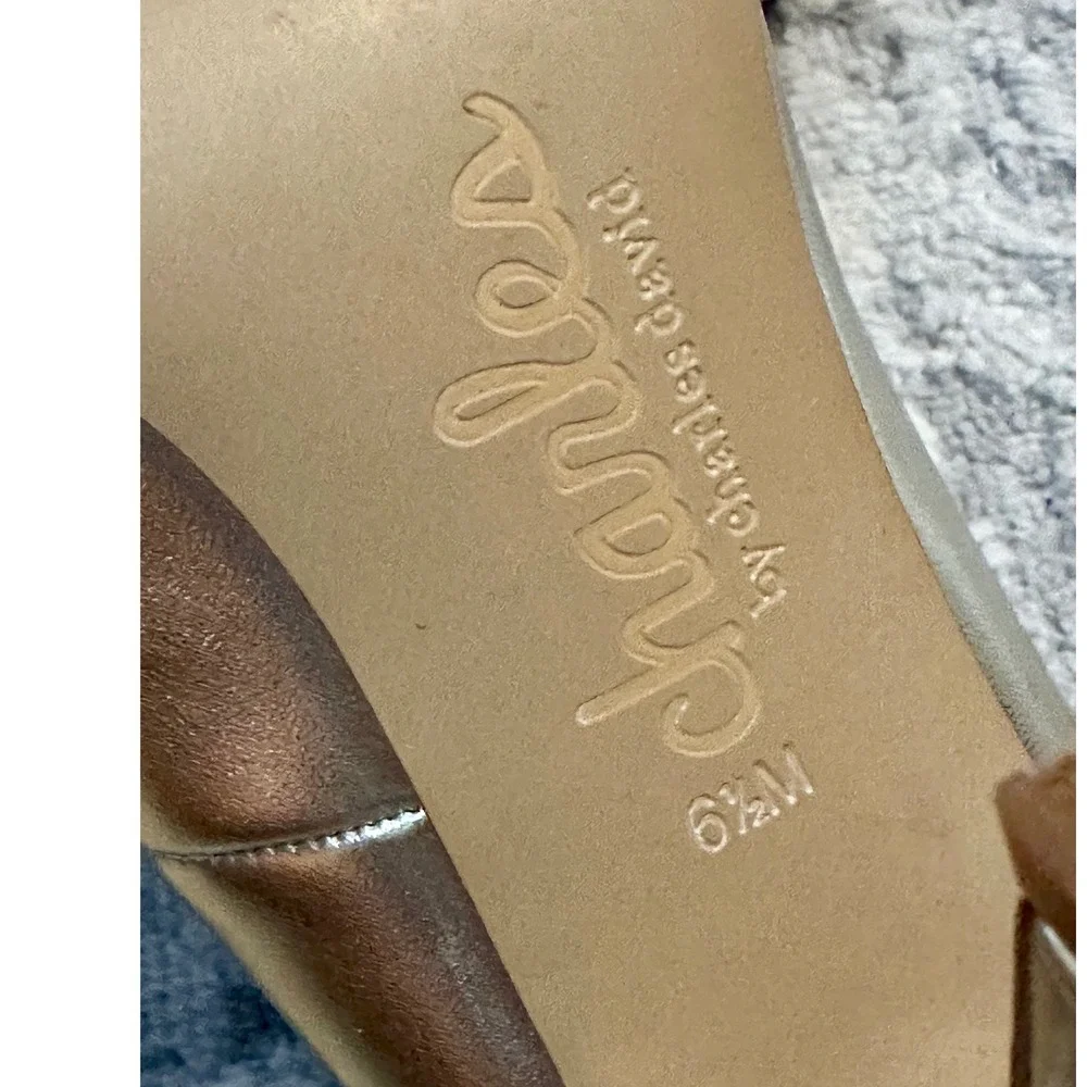 Charles by Charles David Makenice Gold Metallic Pointed Toe Stiletto Pumps 6.5M‎